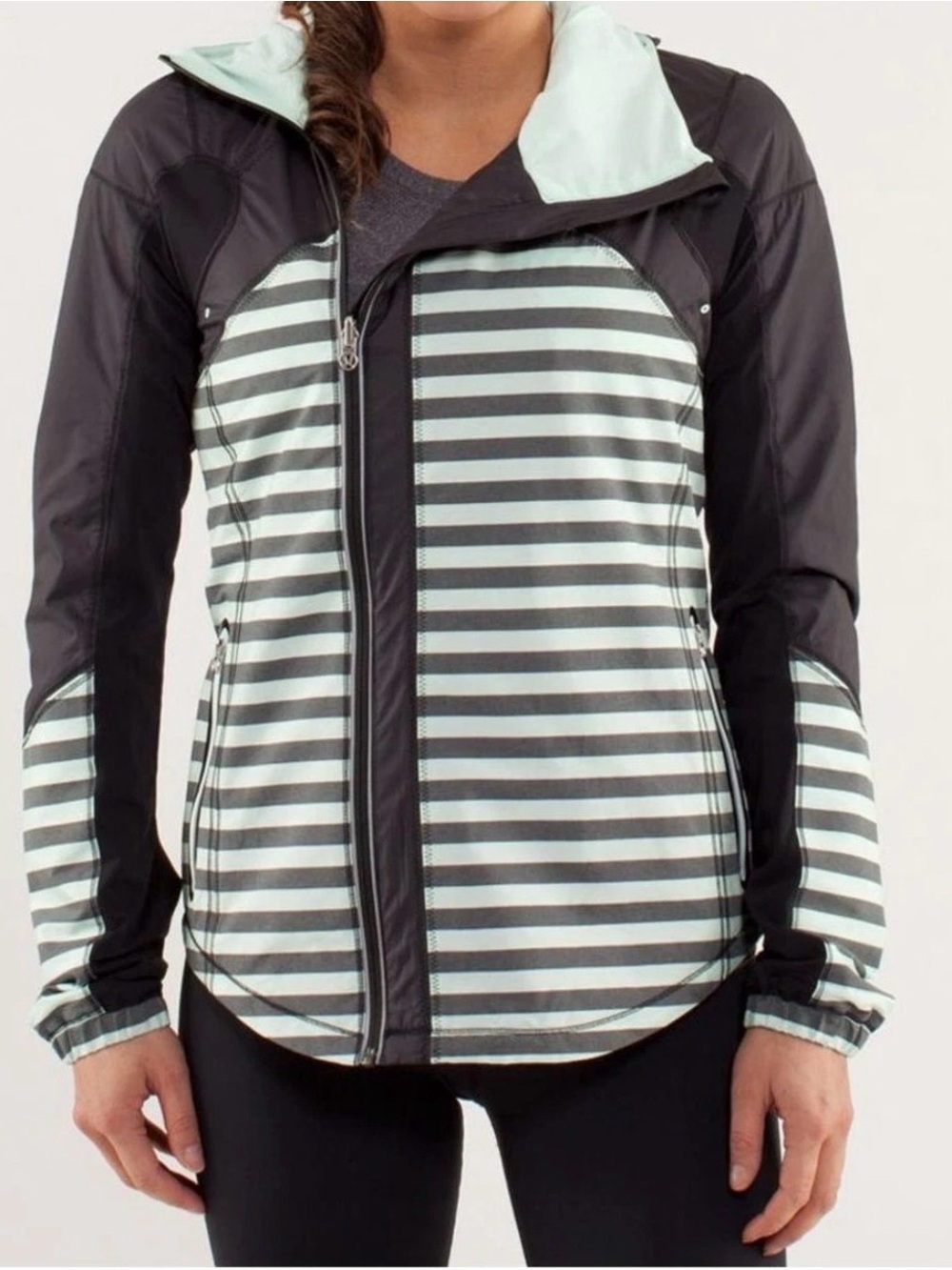 Lululemon Athletica Run Get Up and Glow Sport Jacket/ Windbreaker